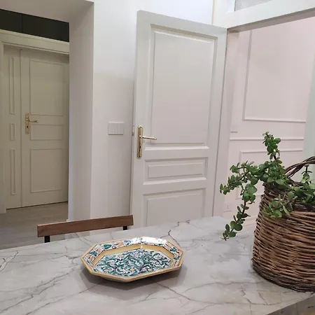 Διαμέρισμα Pecla Ortigia